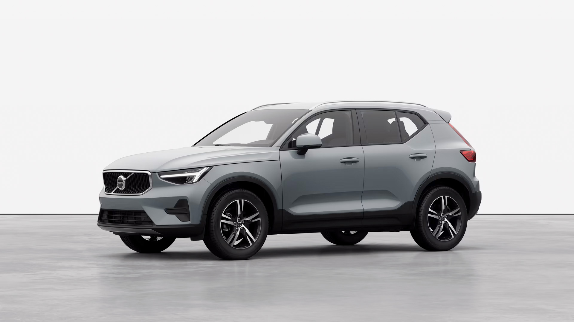 XC40 740- Vapour Grey