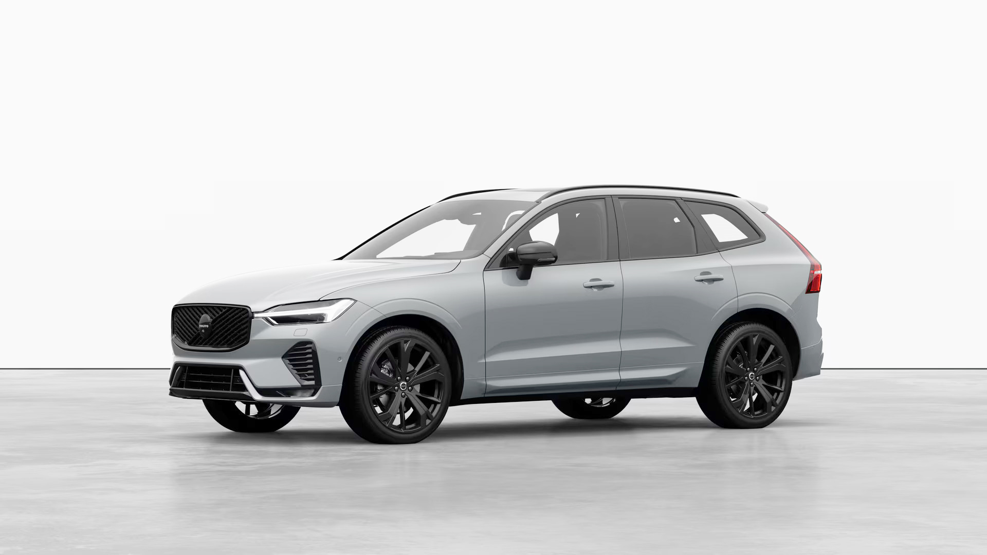 2026_XC60-B5-Ultra_Black Edit_Vapour Grey_740_exterior-studio-threeQuartersFrontLeft