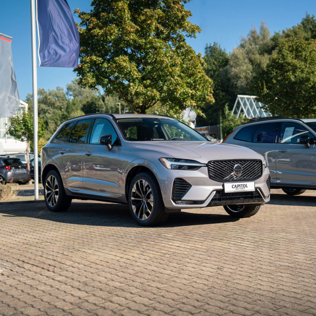 2026 Volvo XC60 B5 Ultra - Aurora Silver