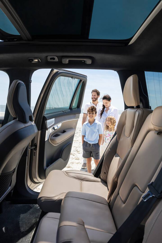 XC90 INTERIOR BEACH